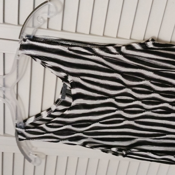 Oska Lagenlook Linen Blend Knit Tank Top, Black White, Size M - Picture 2 of 8